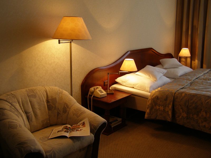 Hotel Poznań pokoje noclegi w centrum miasta konferencje restauracja
